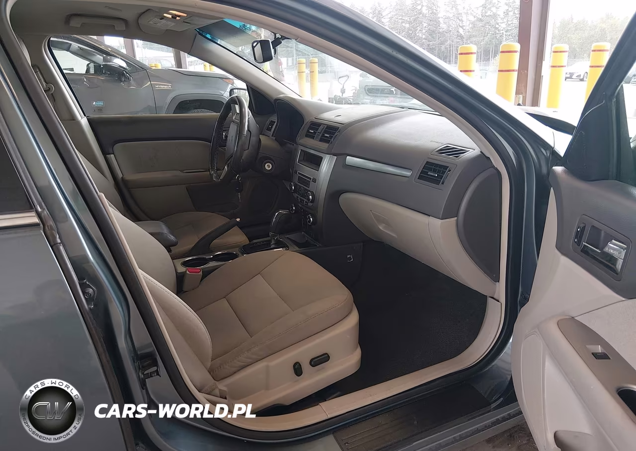 2012 Ford Fusion Hybrid VIN:3FADP0L30CR262744 - 5