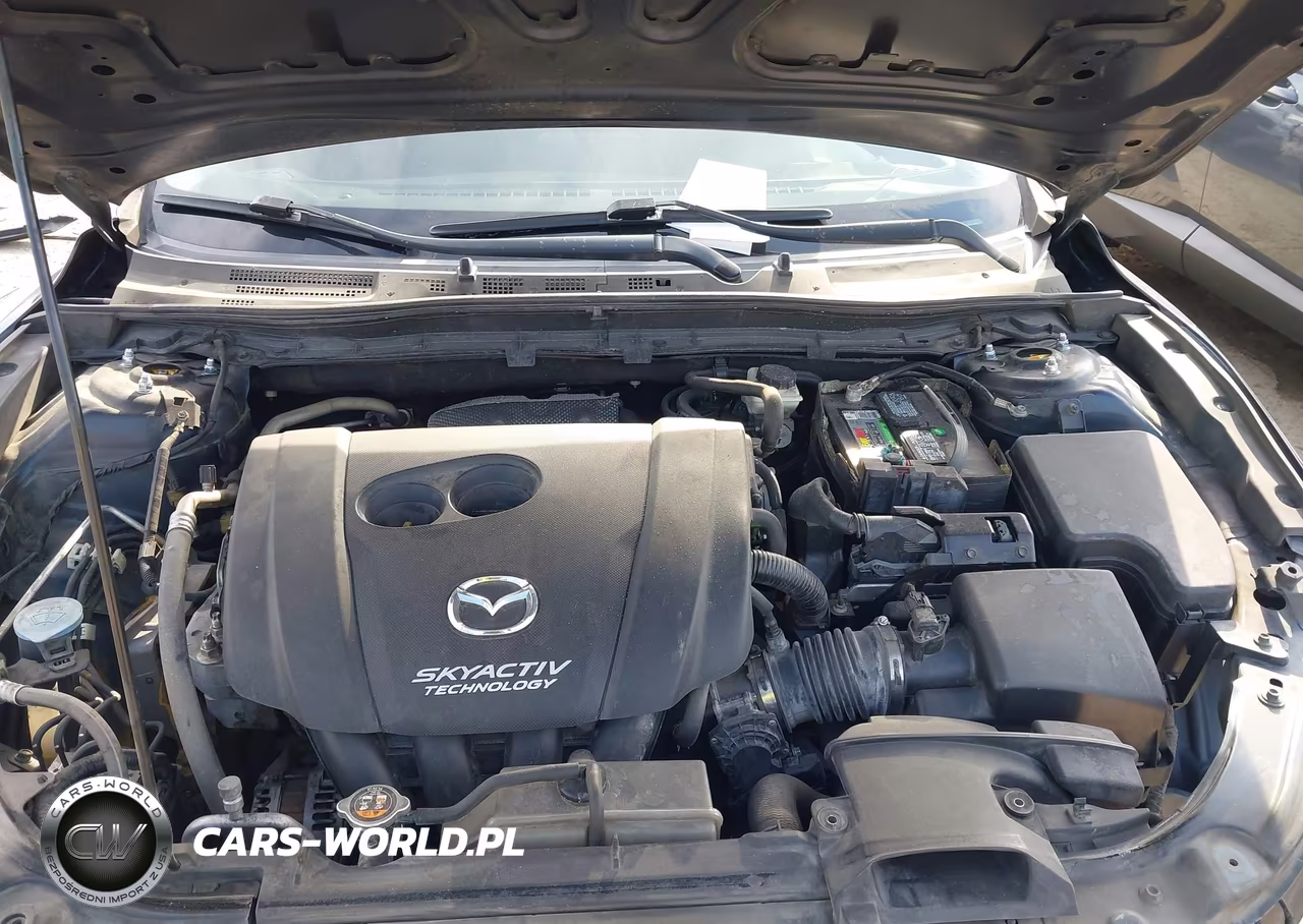 2018 Mazda Mazda3 Touring VIN:3MZBN1V30JM210547 - 10