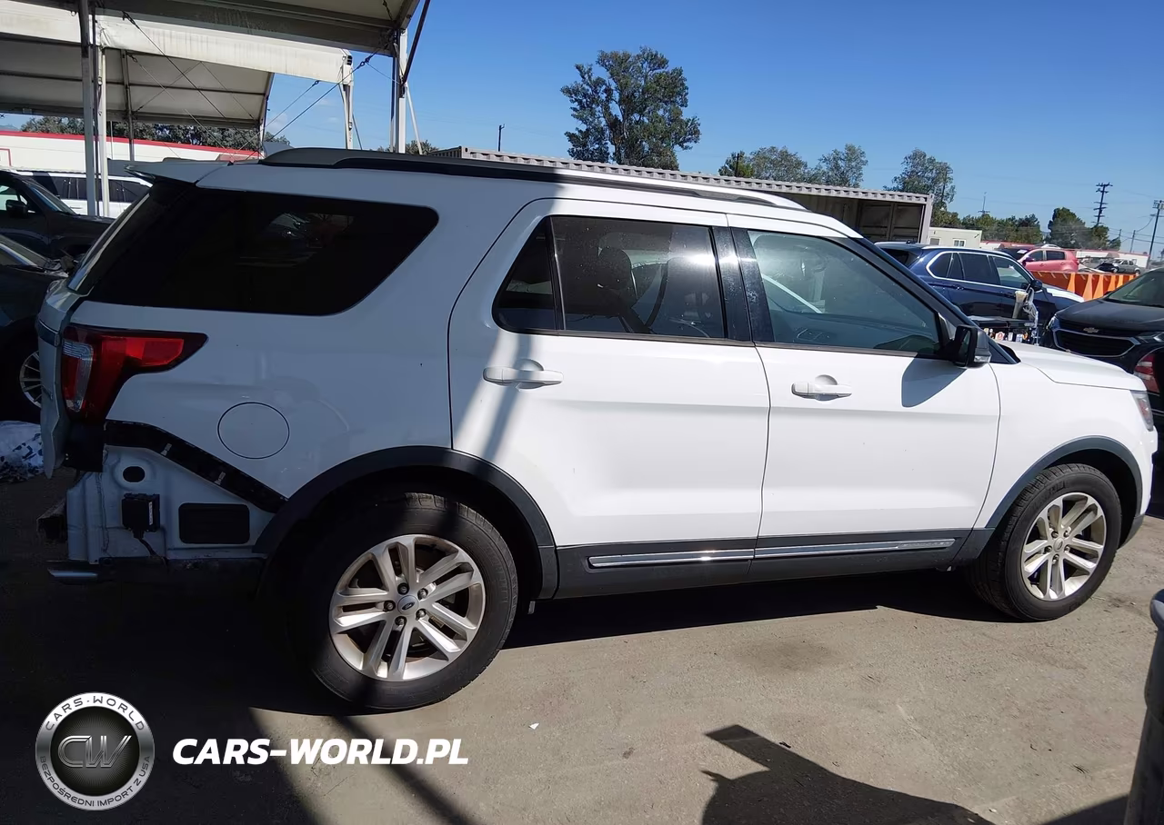 2017 Ford Explorer Xlt VIN:1FM5K7DHXHGD62487 - 13