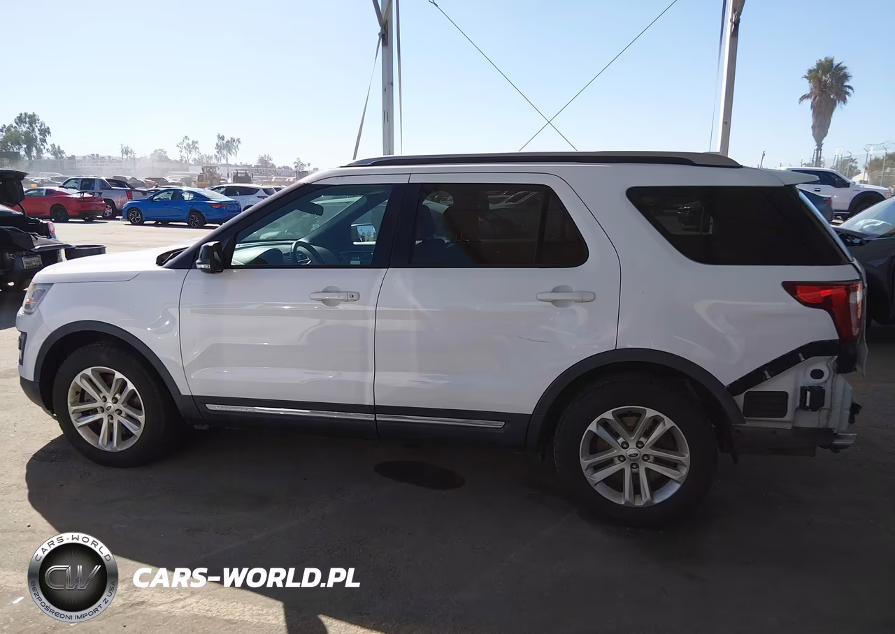 2017 Ford Explorer Xlt VIN:1FM5K7DHXHGD62487 - 14