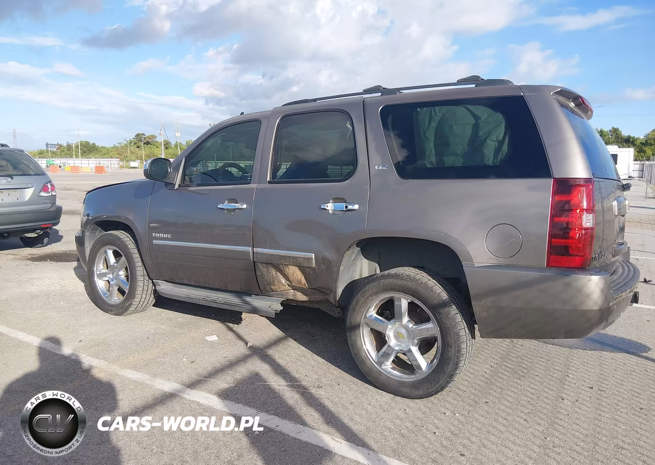 2014 Chevrolet Tahoe Ltz VIN:1GNSCCE0XER106850 - 13