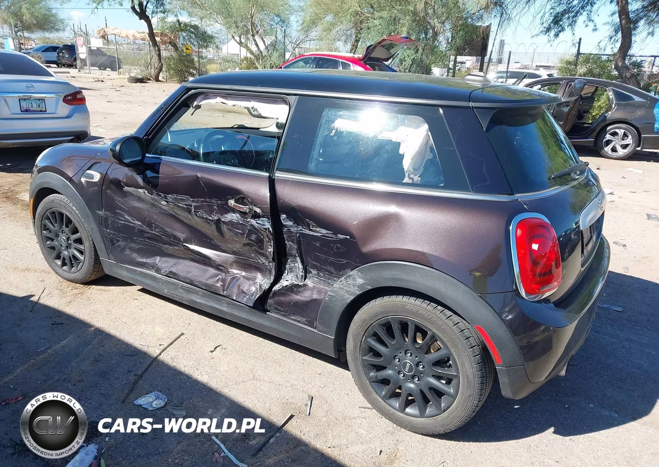 2015 Mini Cooper Hardtop Cooper (M6) VIN:WMWXM5C58FT940719 - 3