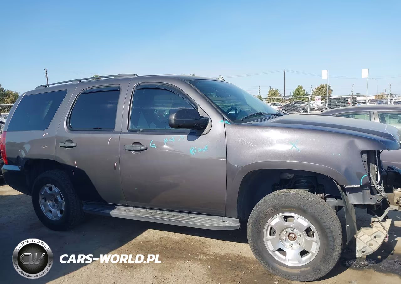 2010 Chevrolet Tahoe Ls VIN:1GNUKAE03AR240349 - 14
