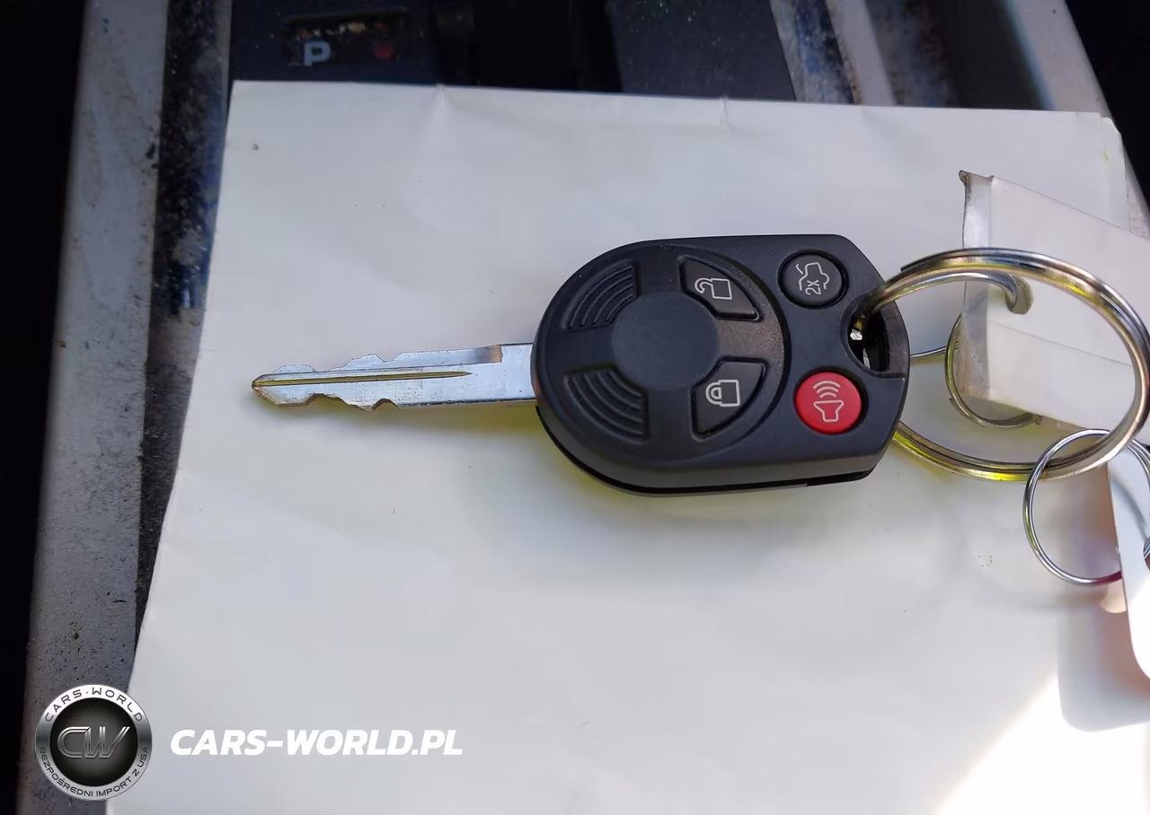 2009 Ford Escape Xlt VIN:1FMCU03729KB09311 - 11