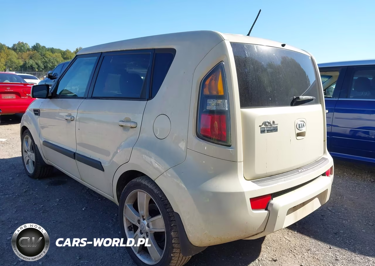 2011 Kia Soul ! VIN:KNDJT2A20B7320405 - 3