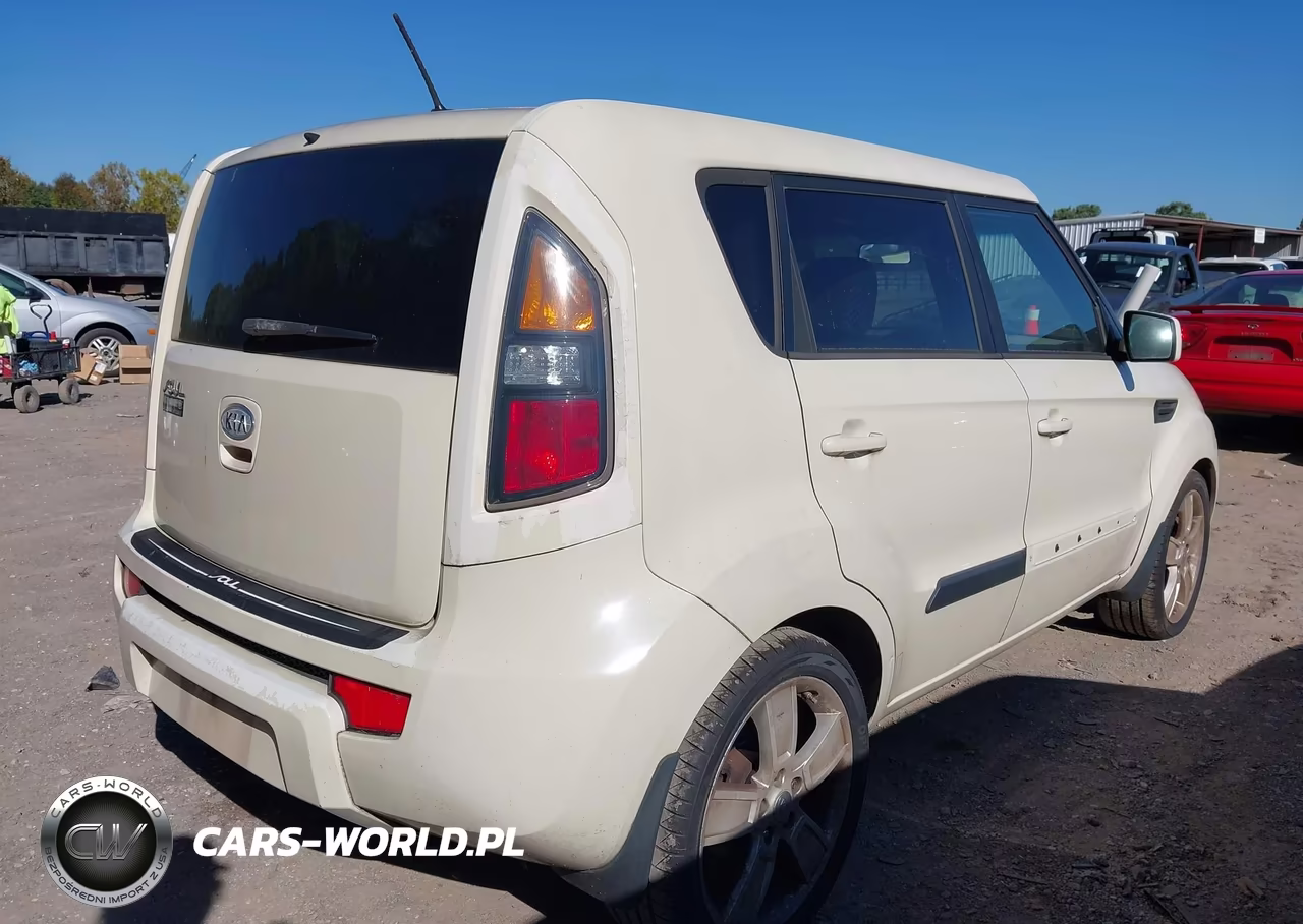 2011 Kia Soul ! VIN:KNDJT2A20B7320405 - 4