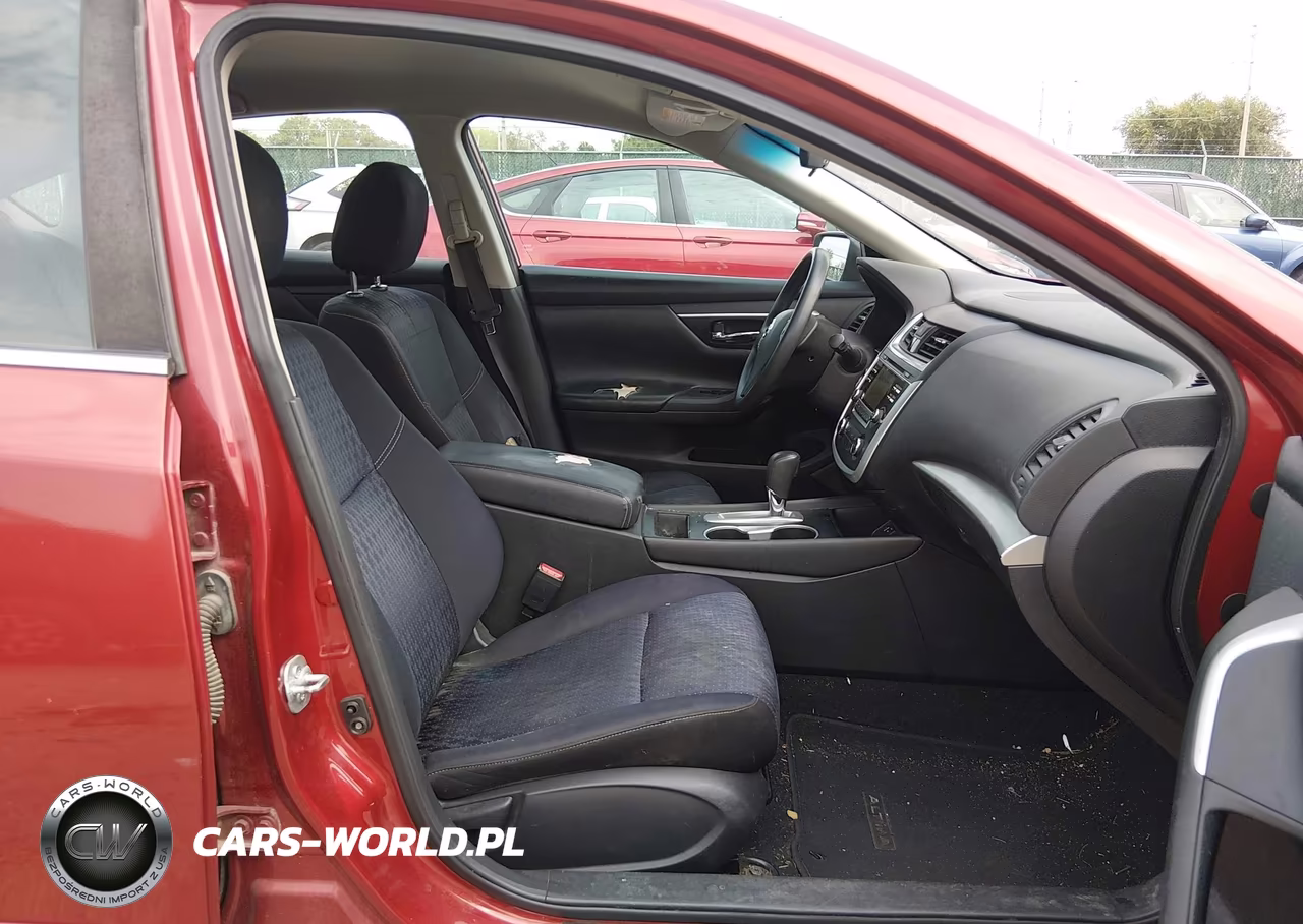 2016 Nissan Altima 2.5 S VIN:1N4AL3AP8GN333834 - 5