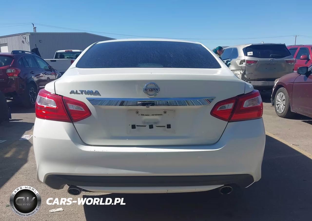 2017 Nissan Altima 2.5 S VIN:1N4AL3AP7HN352098 - 16