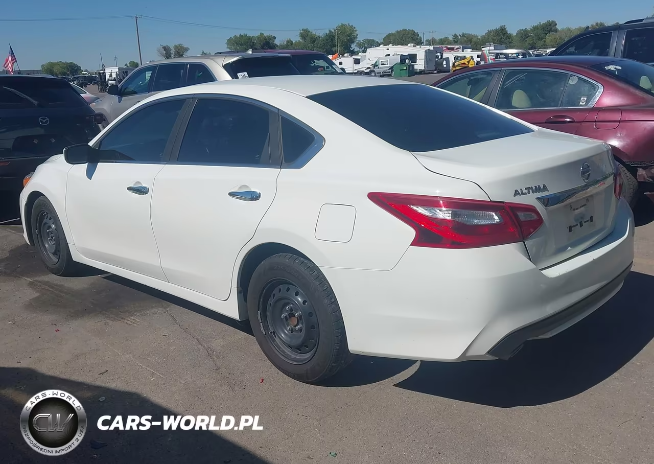 2017 Nissan Altima 2.5 S VIN:1N4AL3AP7HN352098 - 3