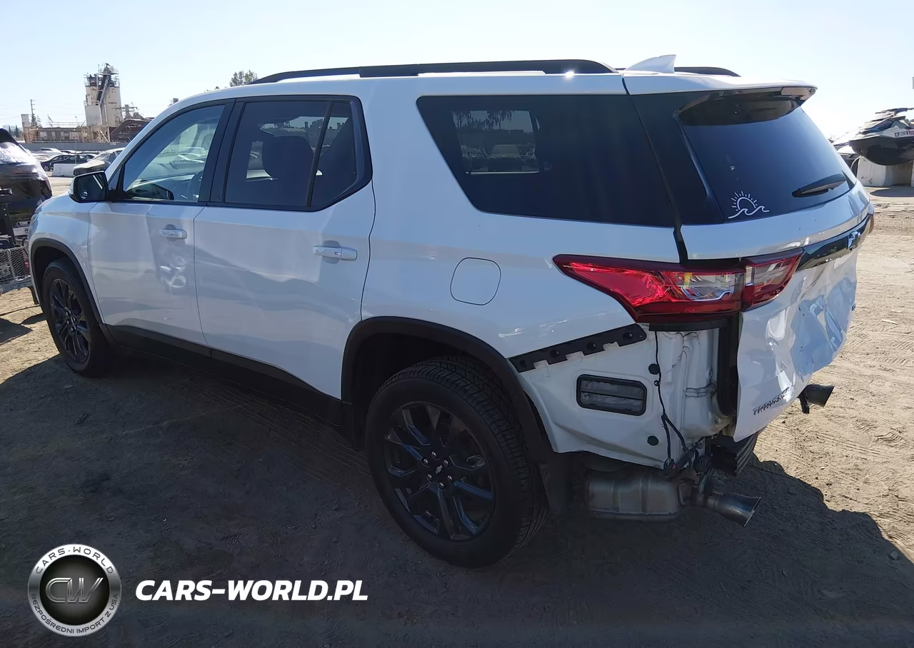 2018 Chevrolet Traverse Rs VIN:1GNERJKX1JJ150987 - 3