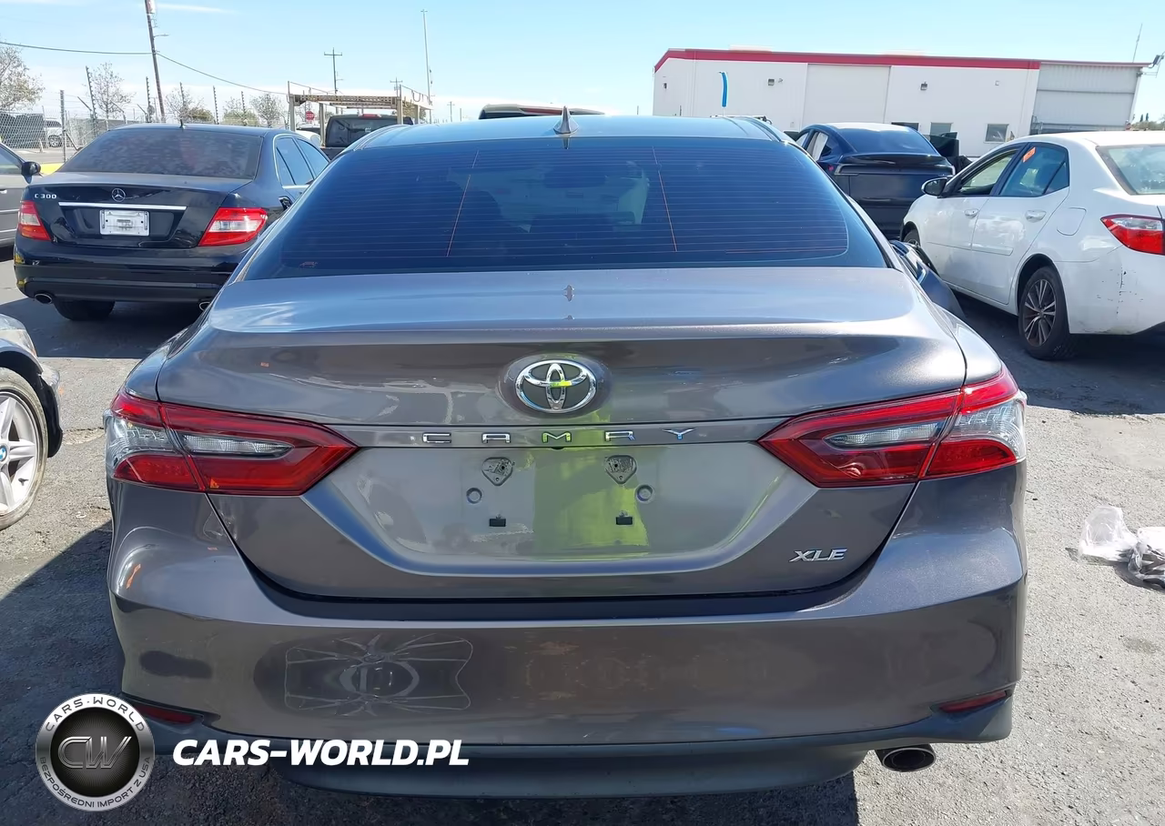 2021 Toyota Camry Xle VIN:4T1F11AK0MU594242 - 17