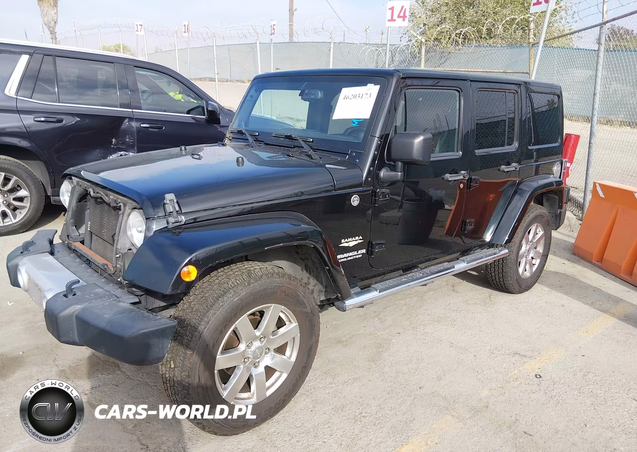 2013 Jeep Wrangler Unlimited Sahara VIN:1C4HJWEG9DL592687 - 2