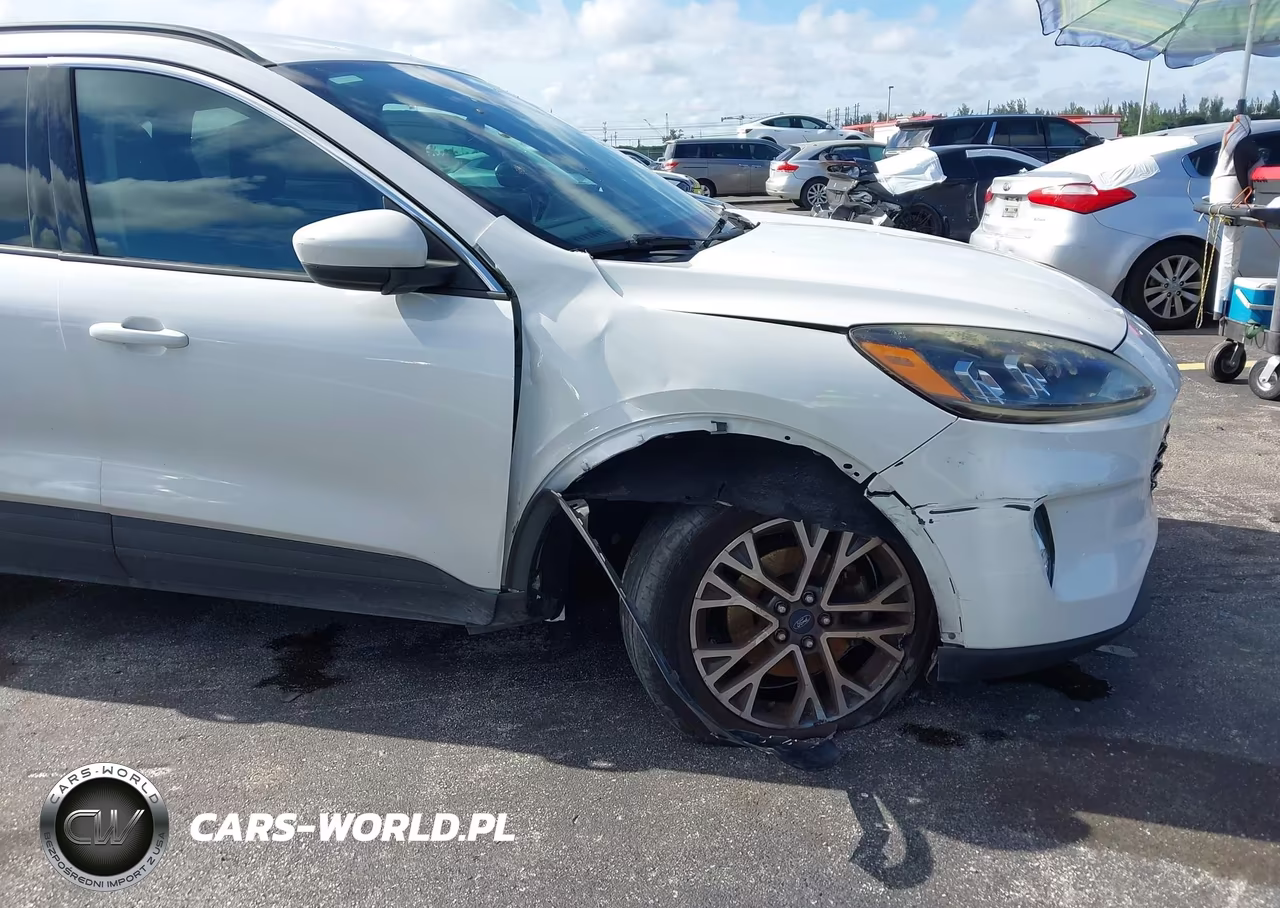 2020 Ford Escape Sel VIN:1FMCU0H69LUA23814 - 6