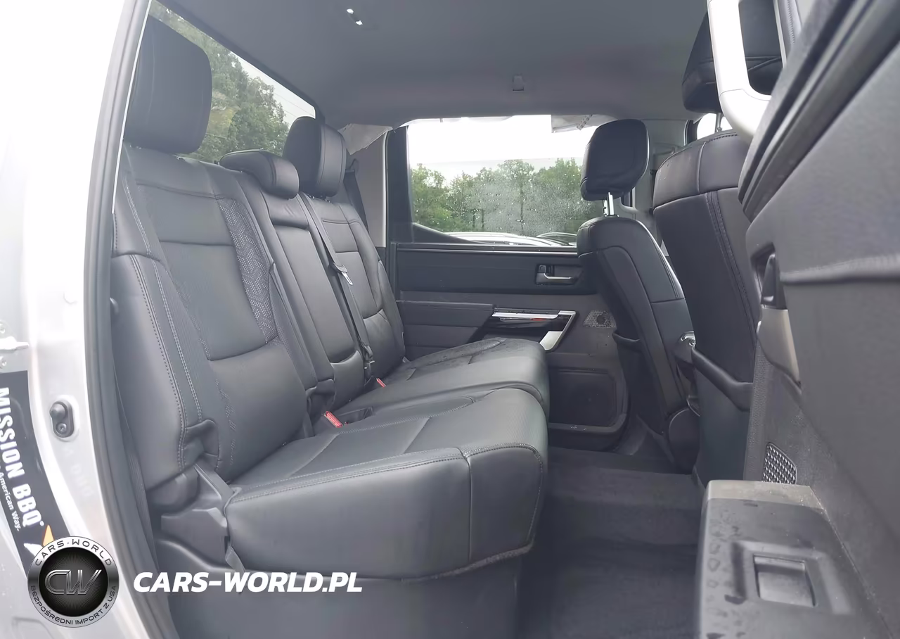 2024 Toyota Tundra Limited VIN:5TFJA5DB7RX188899 - 8