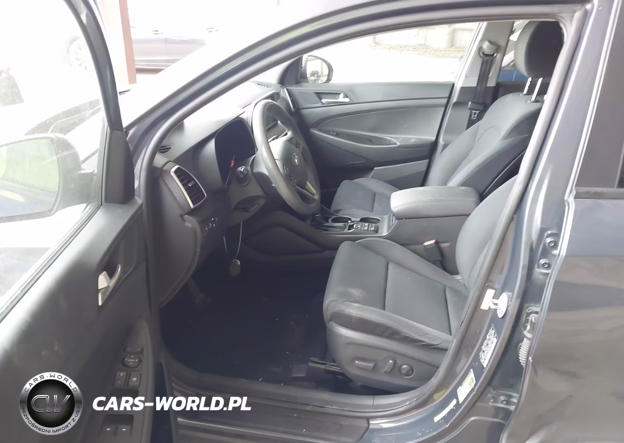 2019 Hyundai Tucson Value VIN:KM8J3CA45KU057509 - 5