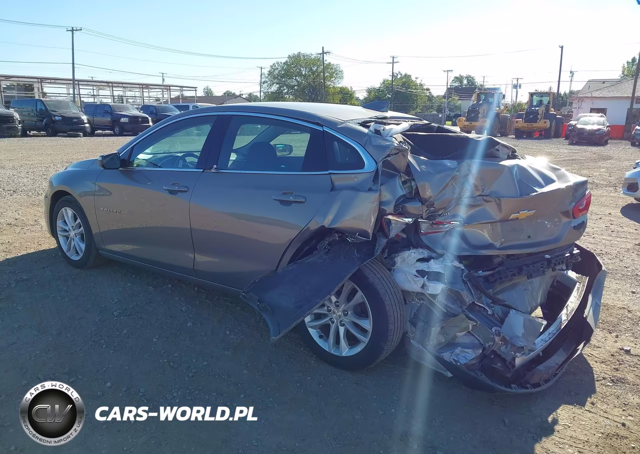 2018 Chevrolet Malibu Lt VIN:1G1ZD5ST3JF116798 - 3