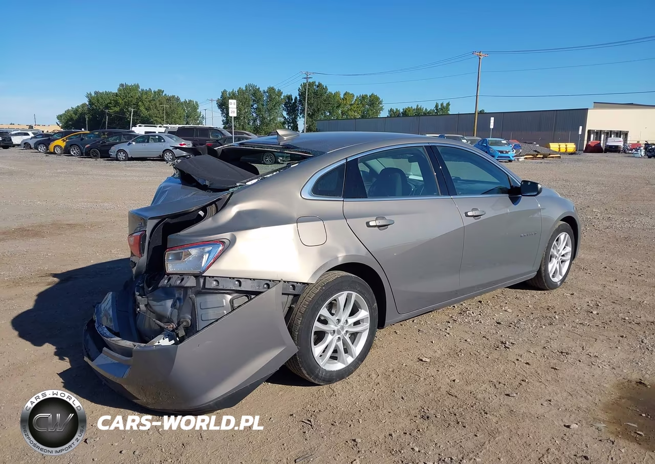 2018 Chevrolet Malibu Lt VIN:1G1ZD5ST3JF116798 - 4