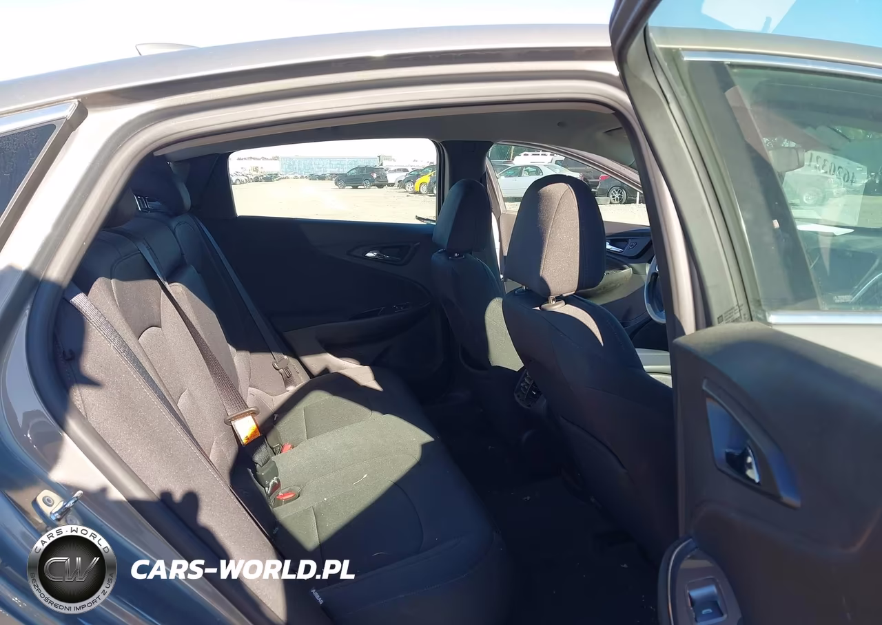 2018 Chevrolet Malibu Lt VIN:1G1ZD5ST3JF116798 - 8