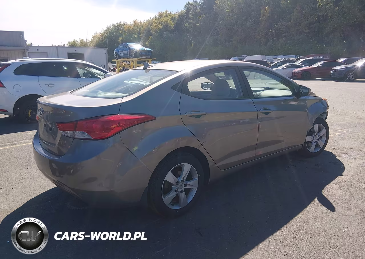 2013 Hyundai Elantra Gls Pzev VIN:5NPDH4AE7DH319254 - 4