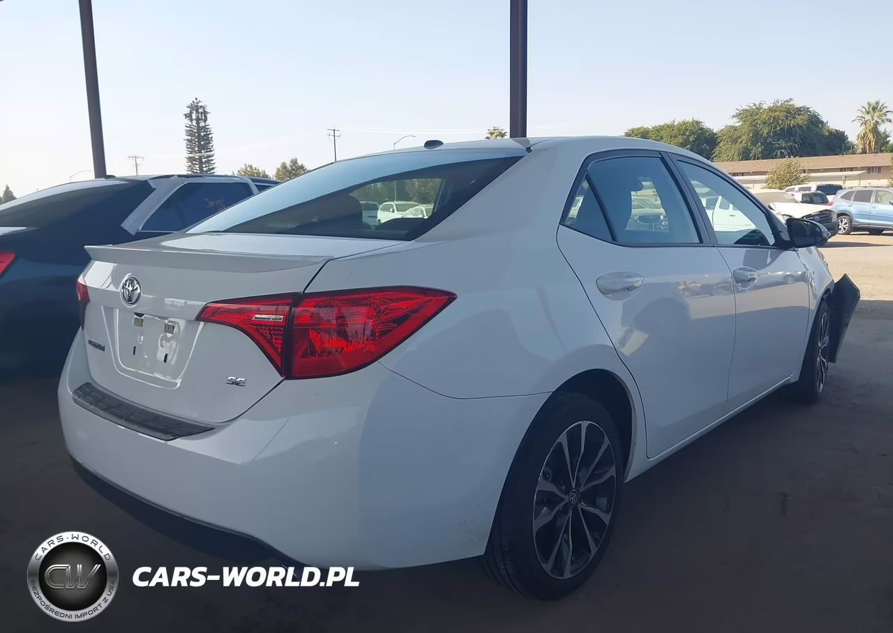 2017 Toyota Corolla Se VIN:5YFBURHEXHP604982 - 4