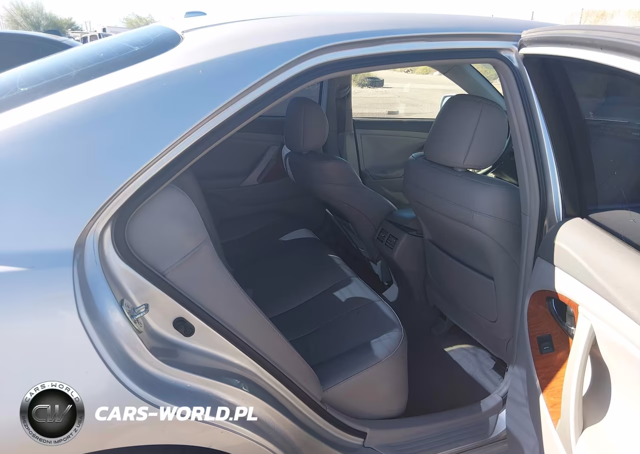 2011 Toyota Camry Hybrid VIN:4T1BB3EK9BU127089 - 8