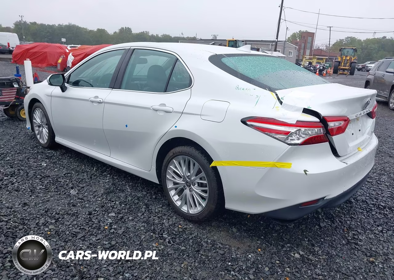 2020 Toyota Camry Xle VIN:4T1F11AK9LU949990 - 3