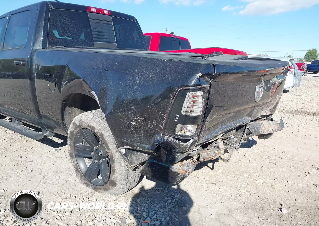 2017 Ram 1500 Sport VIN:1C6RR7UT9HS858150 - 6