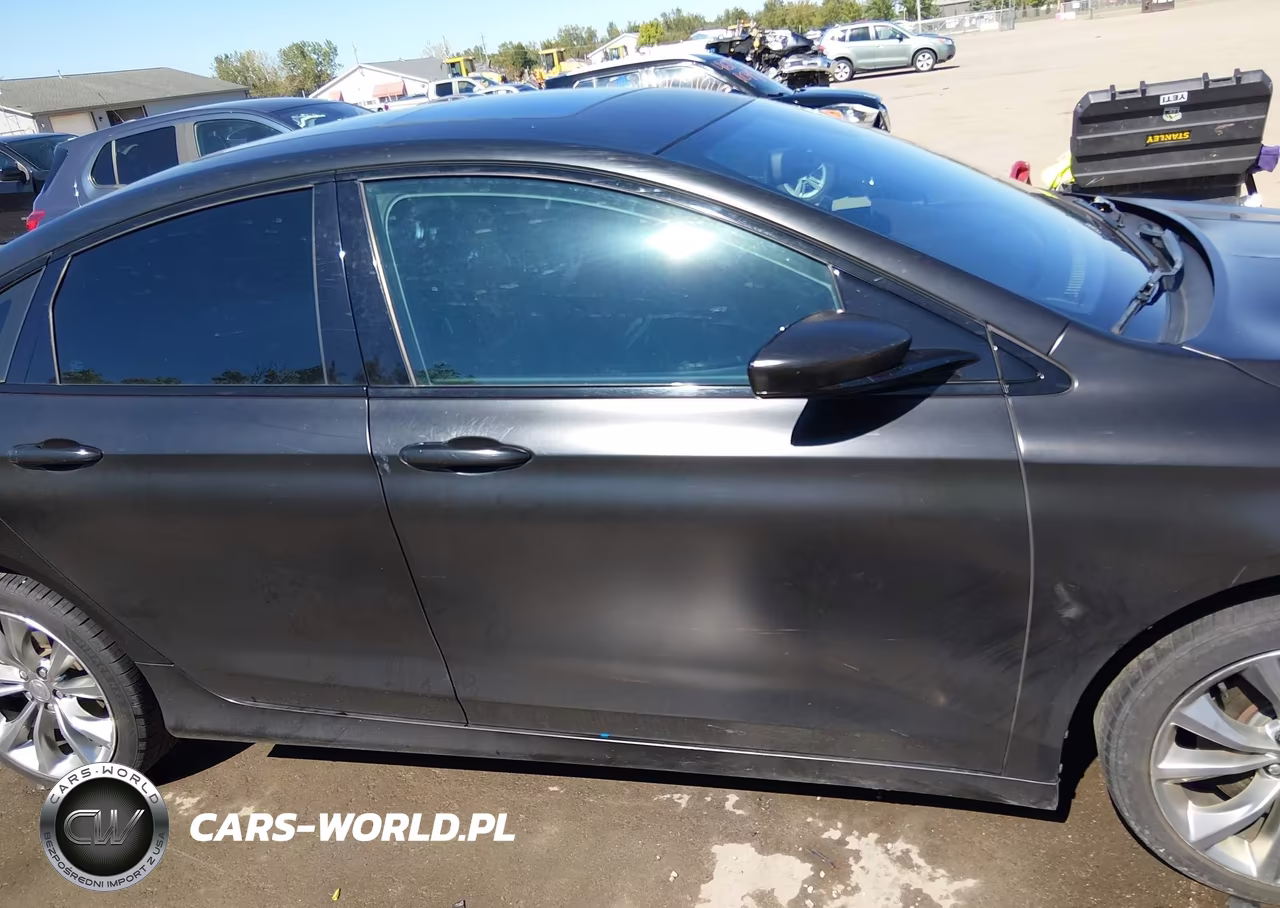 2015 Chrysler 200 S VIN:1C3CCCDG5FN544006 - 13