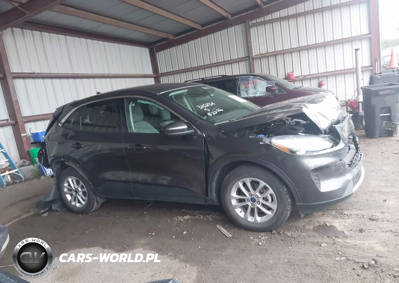 2020 Ford Escape Se VIN:1FMCU0G60LUB04086 - 13