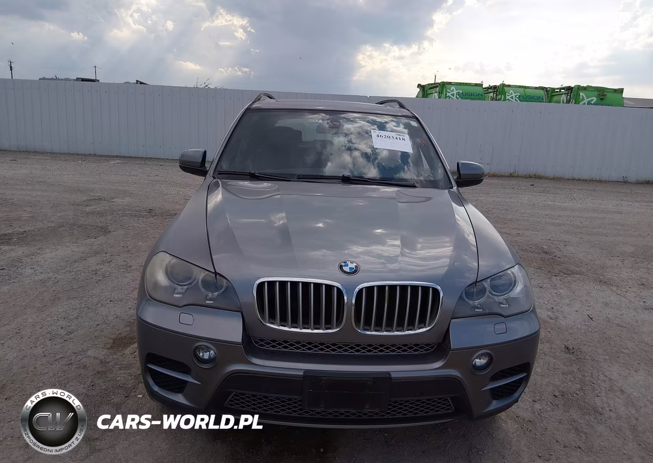 2013 BMW X5 xDrive50I VIN:5UXZV8C58D0C15826 - 12