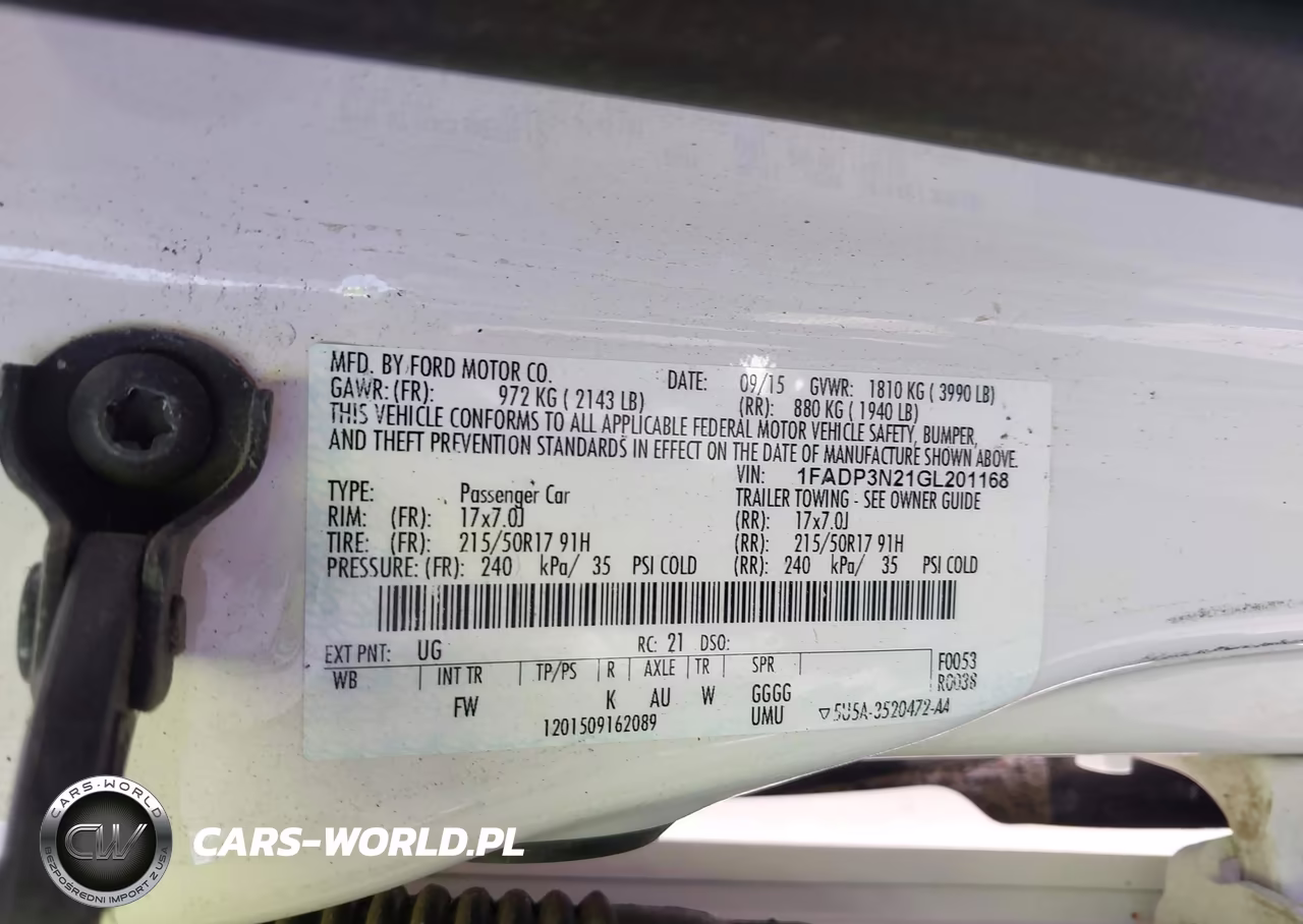 2016 Ford Focus Titanium VIN:1FADP3N21GL201168 - 9