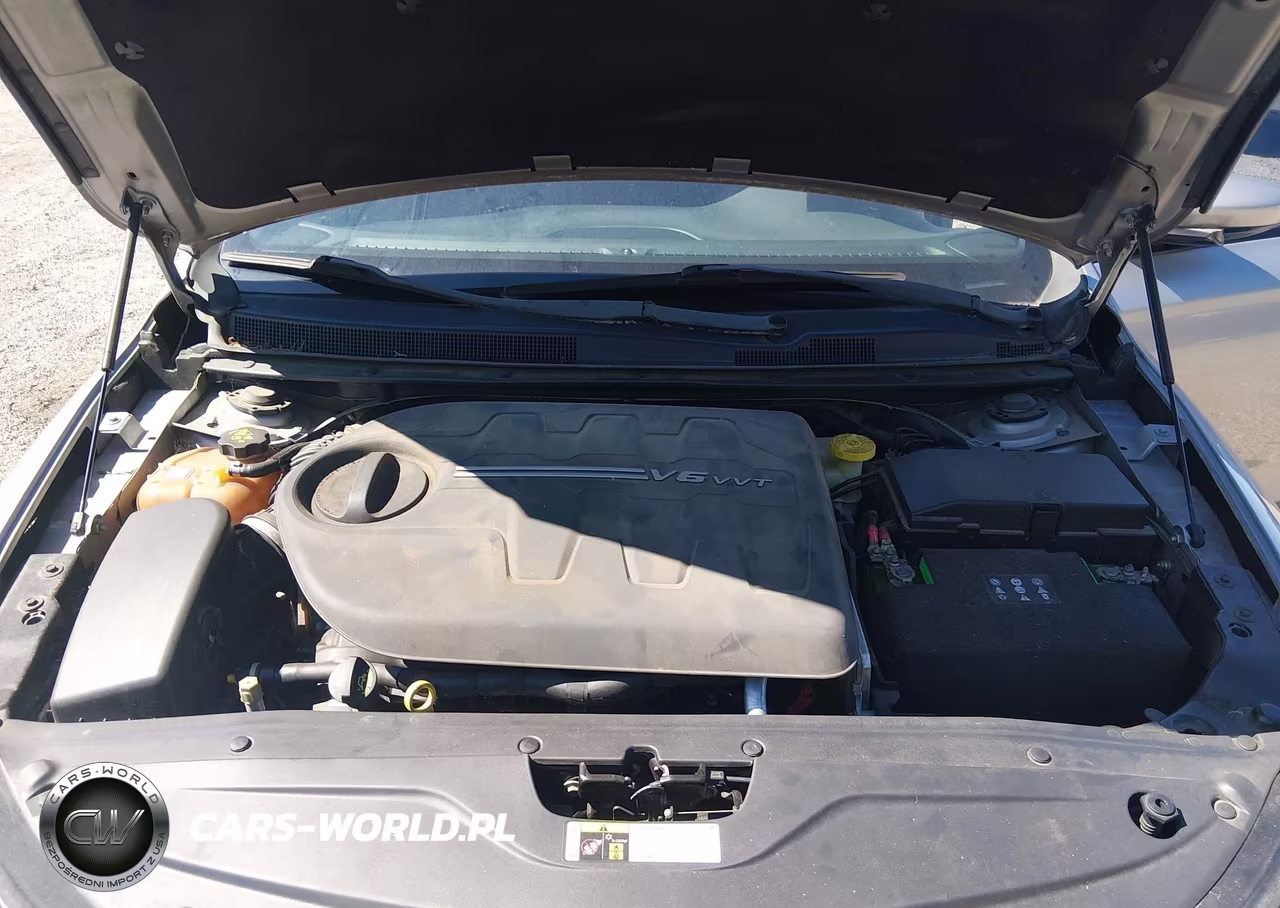 2015 Chrysler 200 S VIN:1C3CCCBG4FN533002 - 10