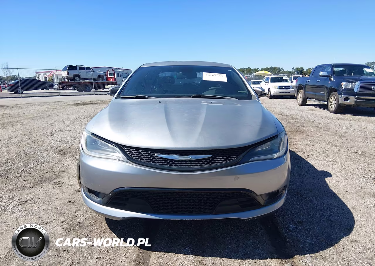 2015 Chrysler 200 S VIN:1C3CCCBG4FN533002 - 6