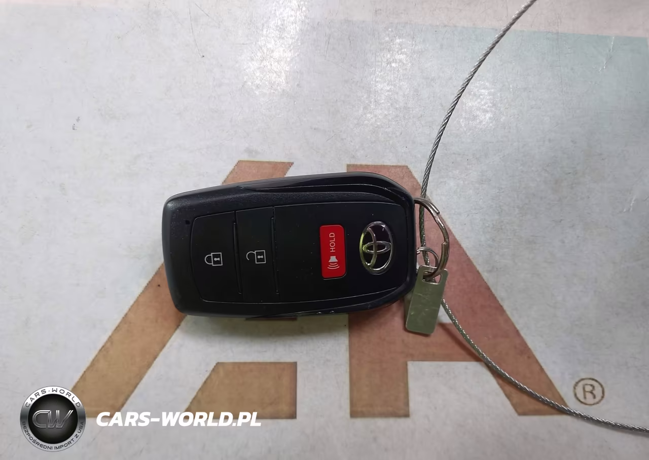 2023 Toyota Prius Le VIN:JTDACAAU5P3011409 - 11