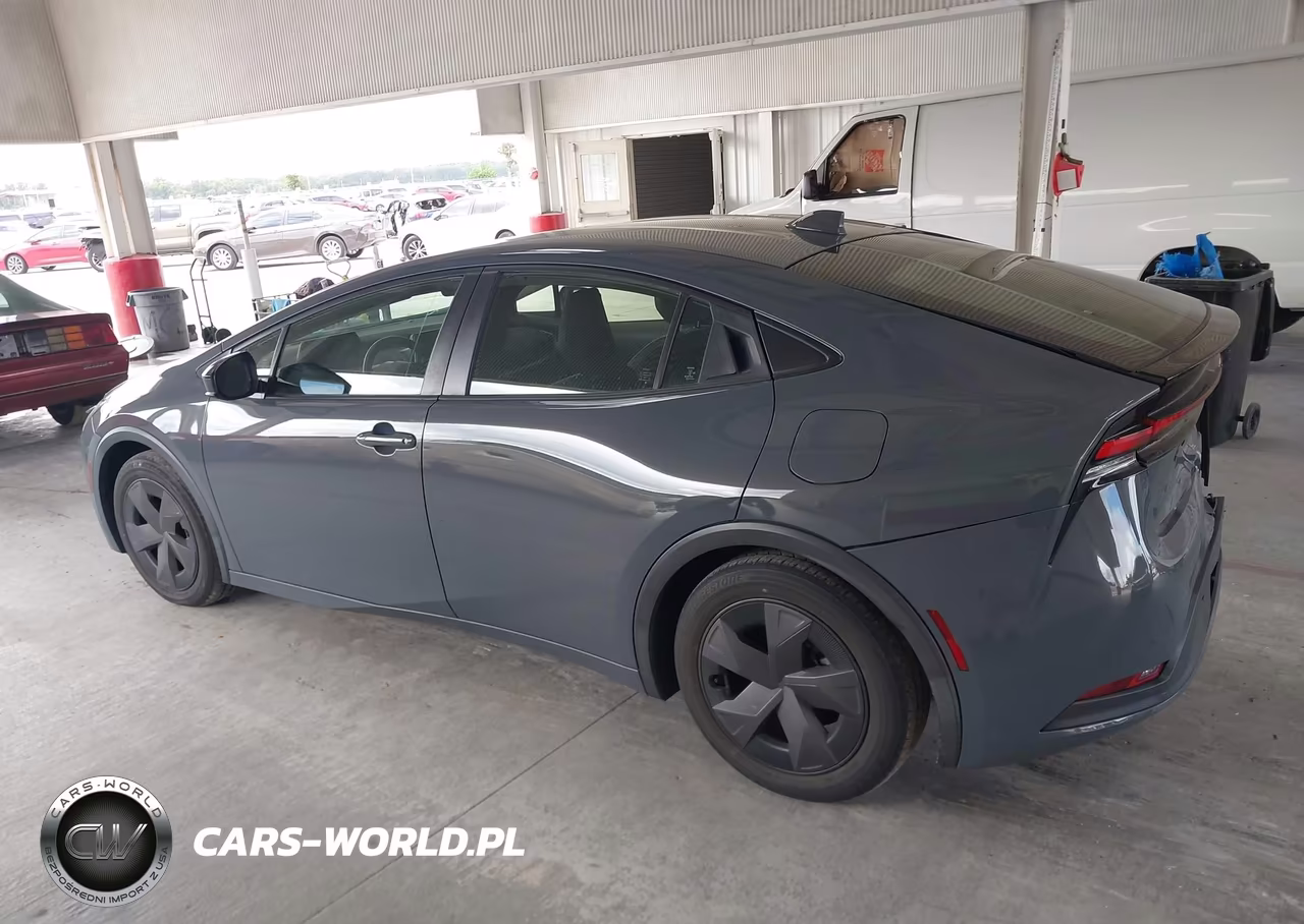 2023 Toyota Prius Le VIN:JTDACAAU5P3011409 - 14