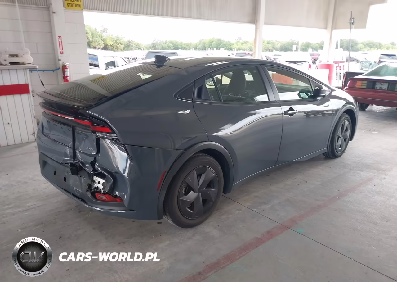 2023 Toyota Prius Le VIN:JTDACAAU5P3011409 - 4