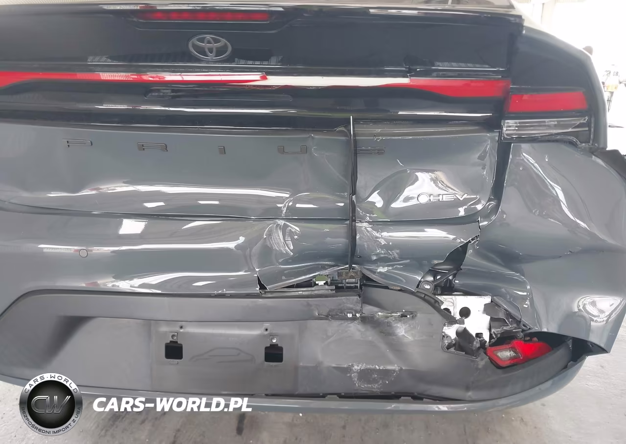 2023 Toyota Prius Le VIN:JTDACAAU5P3011409 - 6