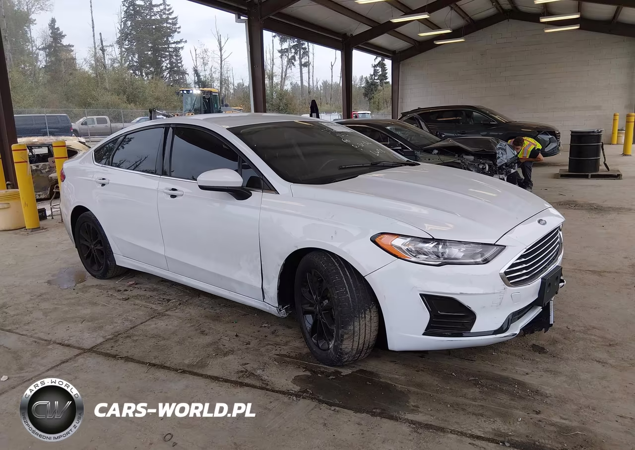 2020 Ford Fusion Se