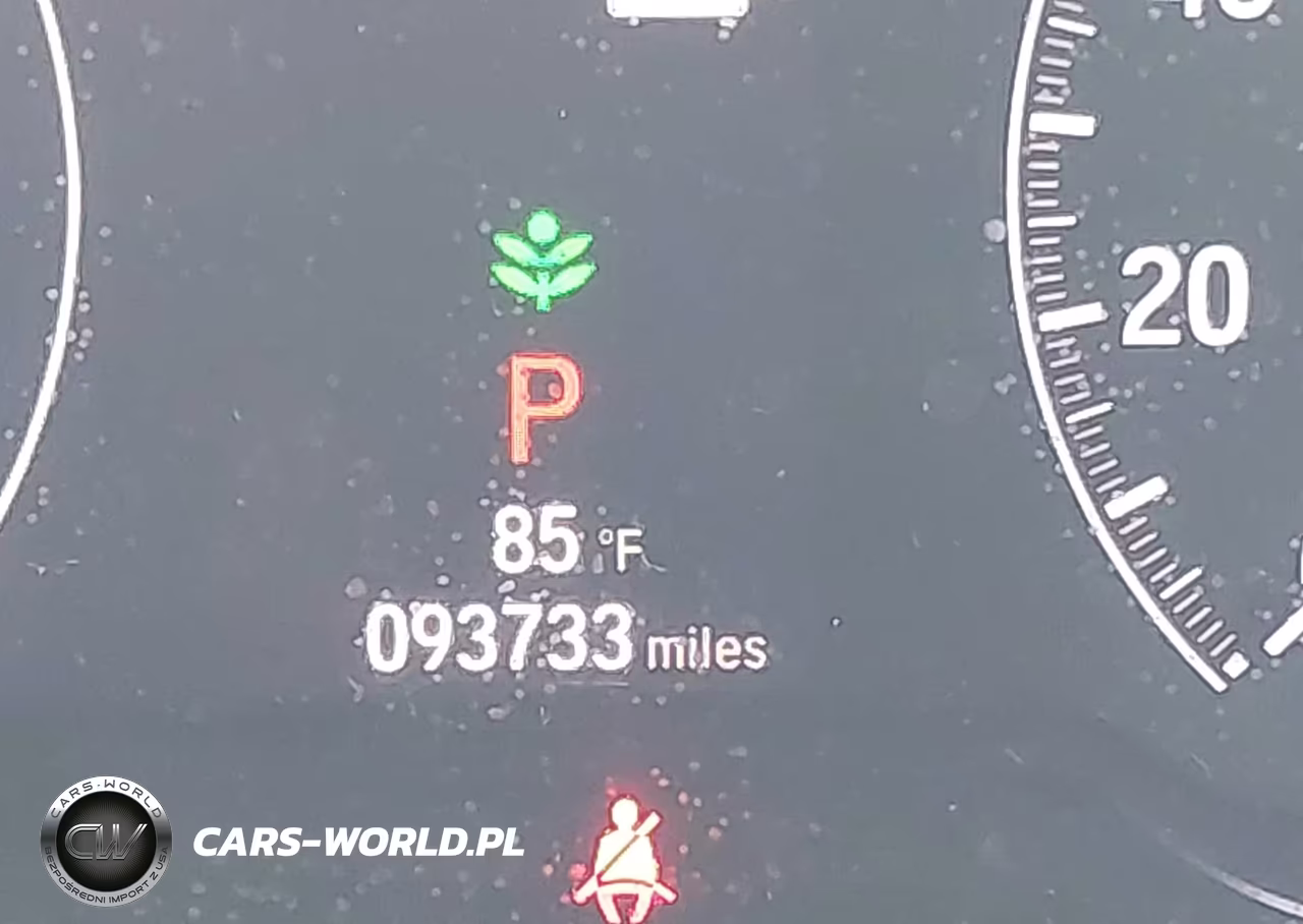 2018 Honda Accord Sport VIN:1HGCV1F32JA255882 - 15