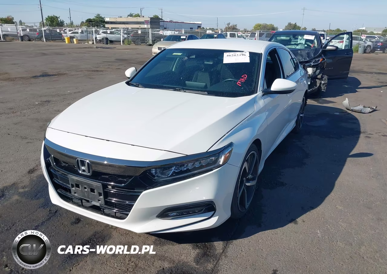 2018 Honda Accord Sport VIN:1HGCV1F32JA255882 - 2