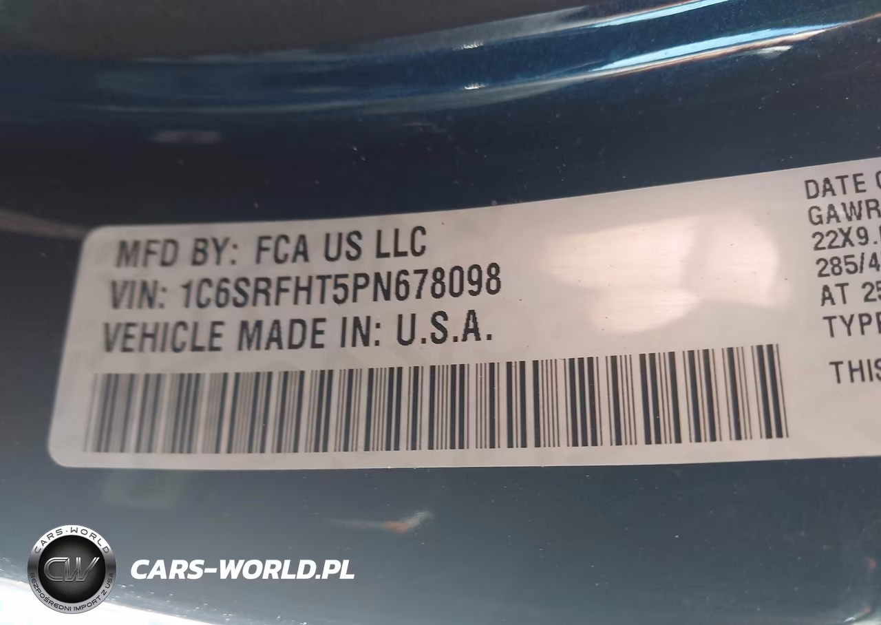 2023 Ram 1500 Limited 4X4 5'7 Box VIN:1C6SRFHT5PN678098 - 9