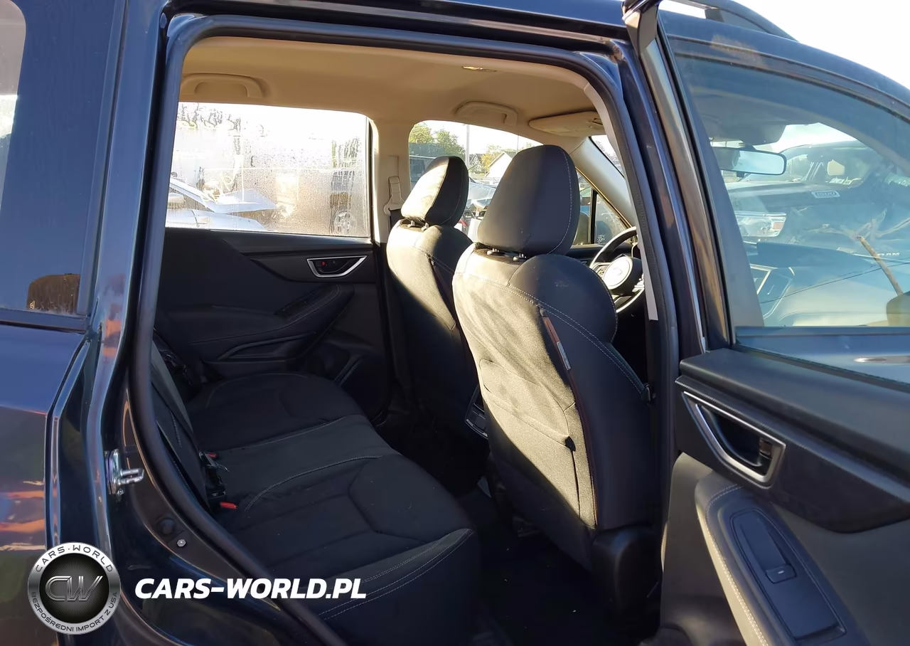 2019 Subaru Forester VIN:JF2SKACC2KH460653 - 8