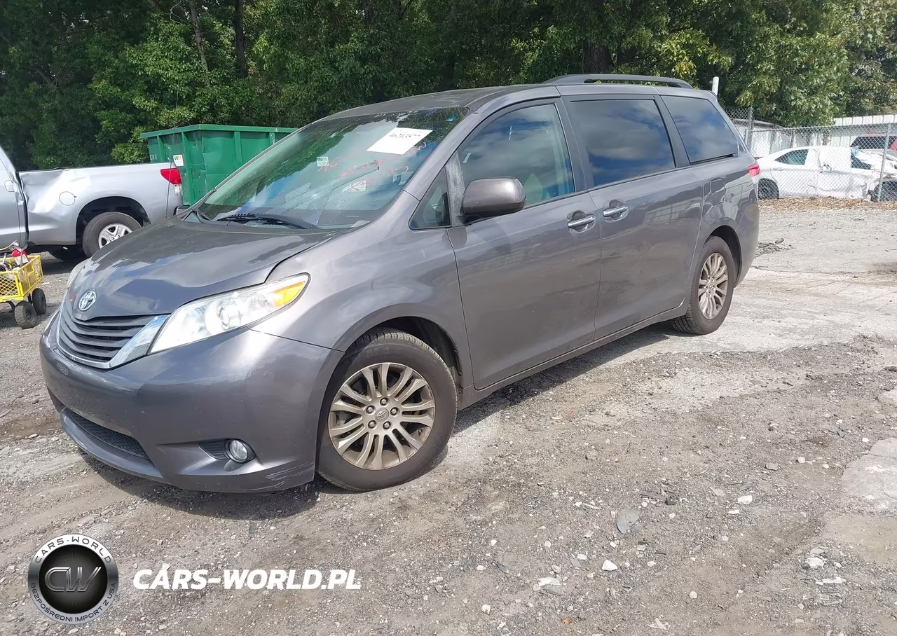 2014 Toyota Sienna Xle V6 8 Passenger VIN:5TDYK3DC4ES469566 - 2