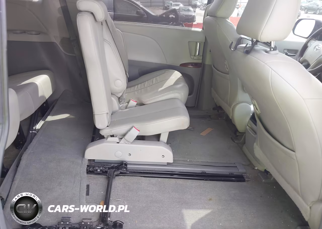 2014 Toyota Sienna Xle V6 8 Passenger VIN:5TDYK3DC4ES469566 - 8