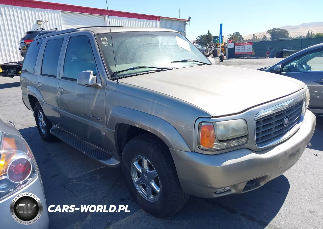 2000 Cadillac Escalade Standard