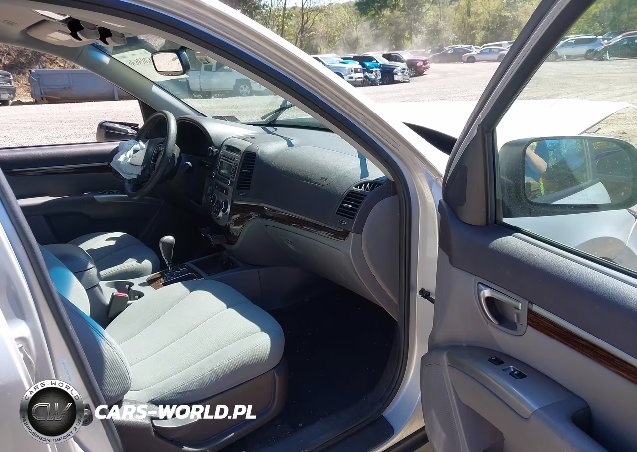 2012 Hyundai Santa Fe Gls V6 VIN:5XYZGDAG3CG119696 - 5