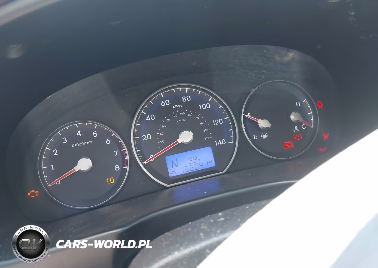 2012 Hyundai Santa Fe Gls V6 VIN:5XYZGDAG3CG119696 - 7