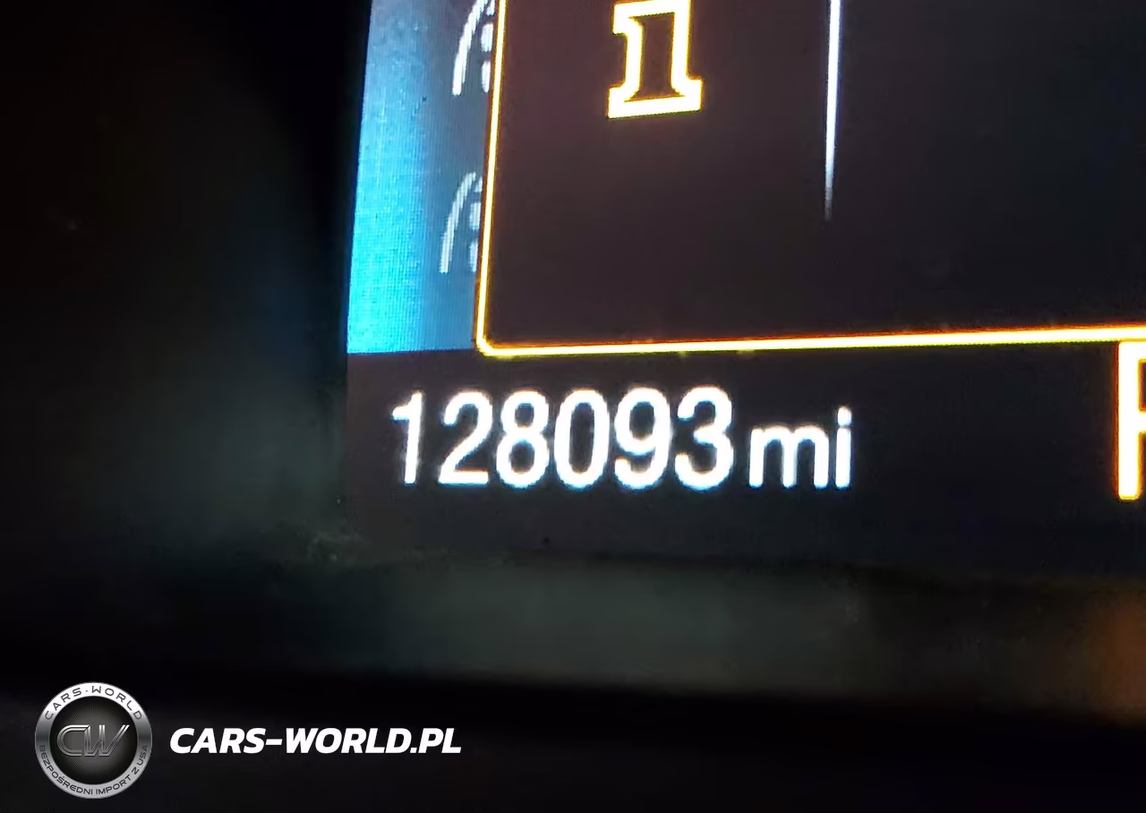2015 Ford Focus Se VIN:1FADP3F29FL307686 - 16