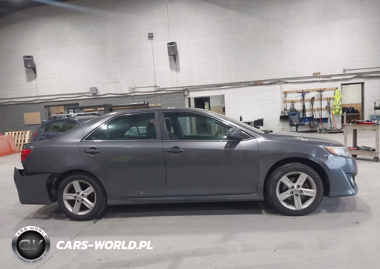 2014 Toyota Camry Se VIN:4T1BF1FKXEU394978 - 13