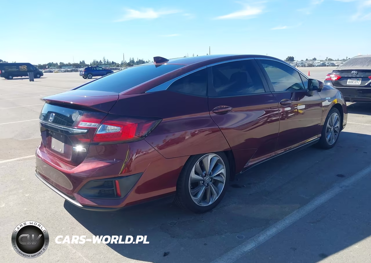 2018 Honda Clarity Plug-In Hybrid VIN:JHMZC5F12JC008319 - 4
